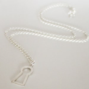 Key Hole pendant, layering necklace, Sterling Silver, 925