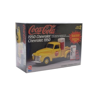AMT 1997 Coca Cola 1950 Chevrolete Pickup Scale 1:25 - Sealed