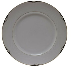 Mikasa Aegeam L5587 White Gold Black Fan 12&quot; Round Platter Chop Plate
