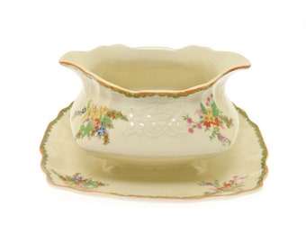 Devon Myott Staffordshire England Gravy Boat w/ Attached Underplate