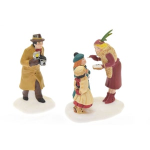 Department 56 Heritage Village Collection Big Smile for the Camera 58900