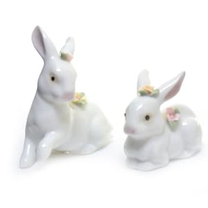 White Ceramic Bunny Rabbit Figurine Set of 2 with Flowers 3&quot; Easter Décor
