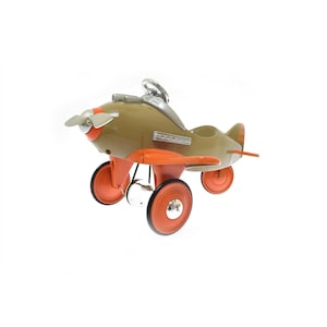 Xonex 1994 Spitfire Plane Die Cast 1:3 Scale Pedal Car Limited Edition
