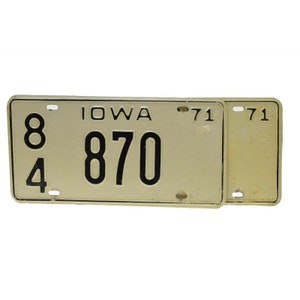 Iowa License Plate 1971 84 870- PAIR