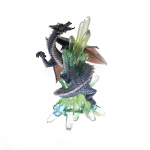 Westland Giftware Arganus Green Dragon On Crystal Formation Lighted Model #1679