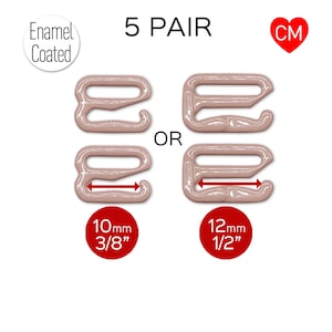 Può includere: Cinque paia di regolatori per spalline del reggiseno smaltati in due misure: 3/8 di pollice (10 mm) e 1/2 di pollice (12 mm).