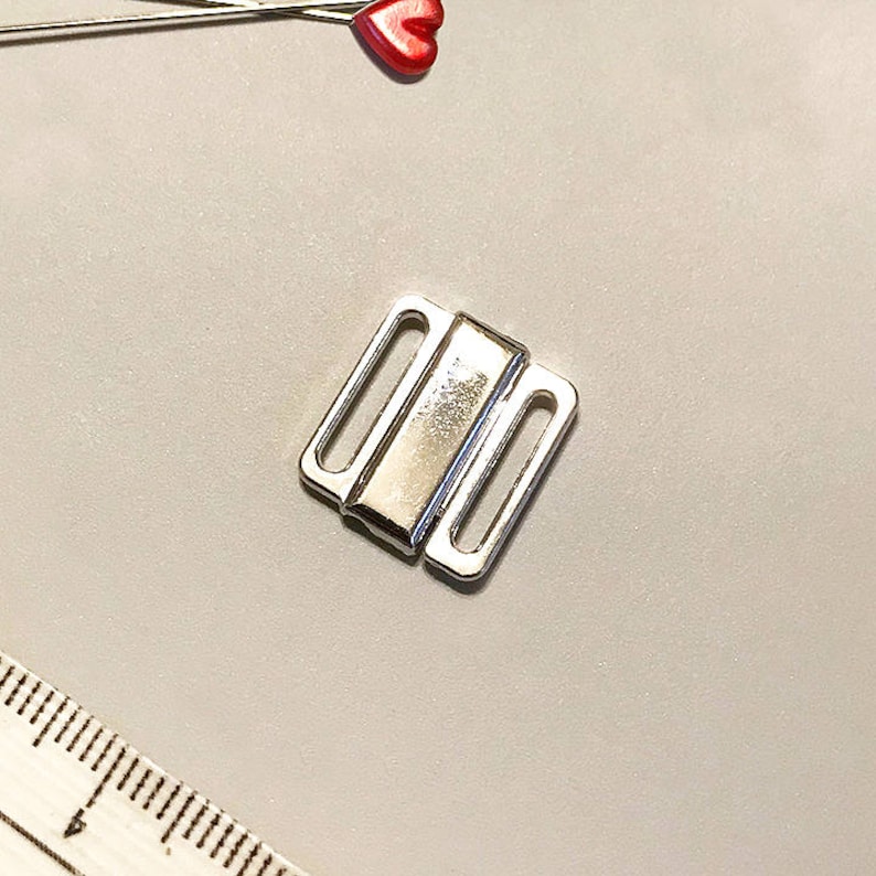 Stitch Love Studio- 1/2" or 12mm center clasps in silver