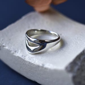 Asymmetrical Triangle Ring- Geometric Ring - Minimal Ring - Men Ring - Women Rings - Thick Ring - Modern Ring - Minimalist Rings