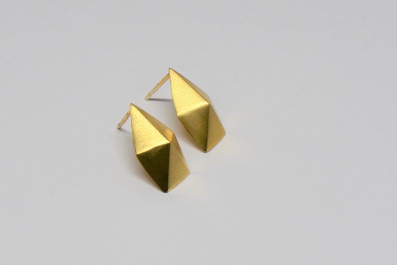 Boucles d'oreilles Polygone Clous dorés modernes minimes géométriques Clous d'oreilles Minimal image 5