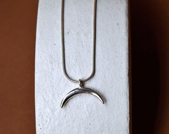 Halfmoon Pendant Horizontal - Charm Holder Jewelry - Pendant Necklace - Sterling Silver Necklace - Minimal Charm Necklace - Silver Necklace