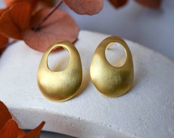Curved Oval Earrings - Gold Plated Earrings - Modern Stud Earrings - Minimalist Studs - Gold Studs - Minimal Earrings Studs