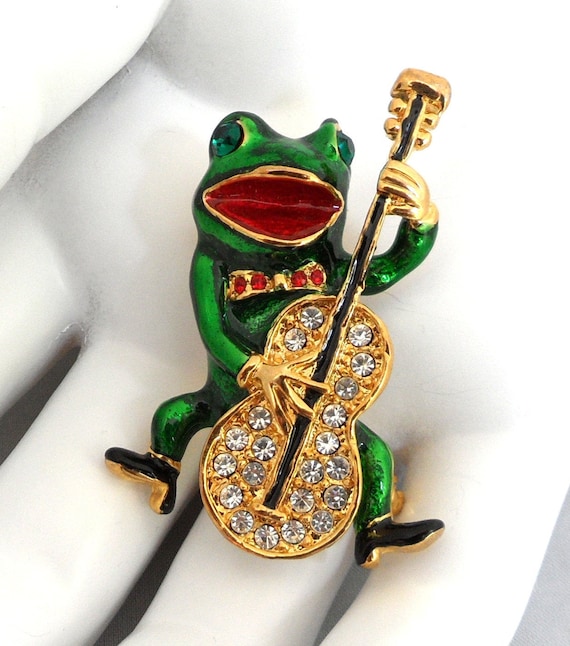 Frog brooch best sale jewelry