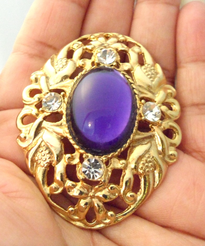 DDLKK Crystal Flower Diamond Ladies Pin Ladies Jewelry Ladies and Women Accessories Jacket Pin Brooch Clothing Ladies Fashion Gifts Cute Pin Alloy Plating