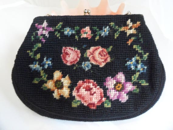 New and old flower chain bag
