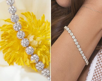 Tennis Bracelet, Bridal Jewelry, Silver Bracelets, Bridal Bracelet, Wedding Jewelry, Wedding Accessories, Crystal Bracelets, B246
