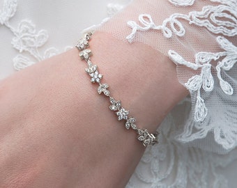 Bridal Bracelet, Tennis Bracelet, Silver Jewelry, Bridal Jewelry, Wedding Jewelry, Wedding Accessories, Bohemian Bracelet, Floral, B254