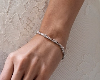 Bracelet tennis, Bracelet en cristal, Cadeau de mariage, Pile de bracelets, Cadeau pour la mariée, Bijoux de mariage, Bracelet, Bijoux de mariée, Bracelet délicat