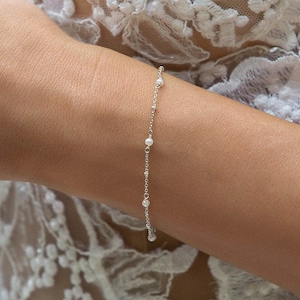 Pearl Bracelet, Dainty Silver Pearl Bracelet, Mother of the Bride Gift, Wedding Bridal Jewelry, Bridesmaid Gift
