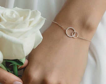 Bridesmaid Gift, Bridesmaids Bracelet, Interlocking Bracelet, Bridal Party Jewelry, B310