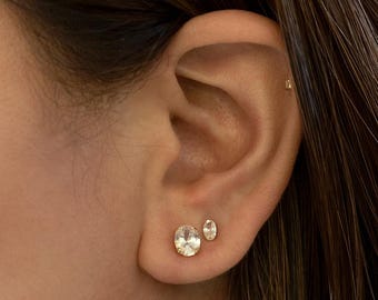 Mother’s Day Gift 14K Gold Oval Stud Earrings, Cubic Zirconia, Minimalist Gold Jewelry, Bridal Accessory, Elegant Everyday Style