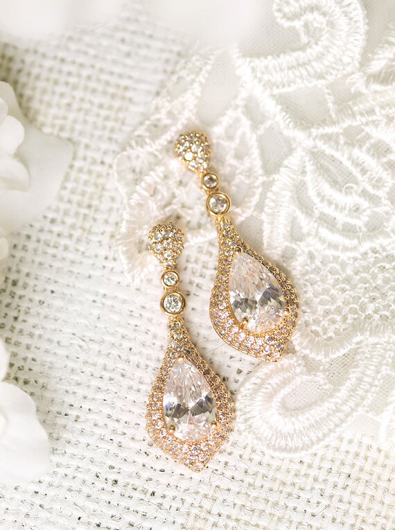 Rose Gold Teardrop Earrings & Bracelet Set - Chic Vintage Brides : Chic  Vintage Brides