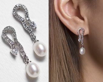 Bridal Earrings, Pearl Earrings, Wedding Jewelry, Bridal Jewelry, Drop Earrings, Dangle Earrings, Silver Earrings, E421-S