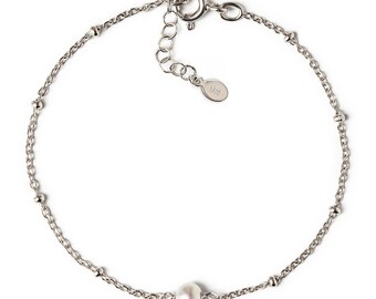 Sterling Silver Pearl Bridesmaid Bracelet: Dainty Wedding Jewelry, Bridal Party Gift, Bridesmaid Gift, Wedding Gift, Bridal Shower Gift