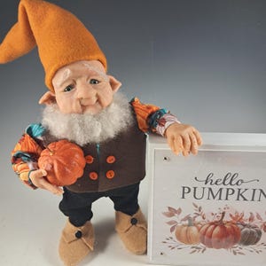 Handgemachte Figur Elfe Romeo