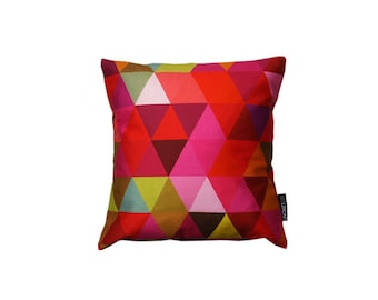 Pillow - Spring 23 xs- geometric pattern