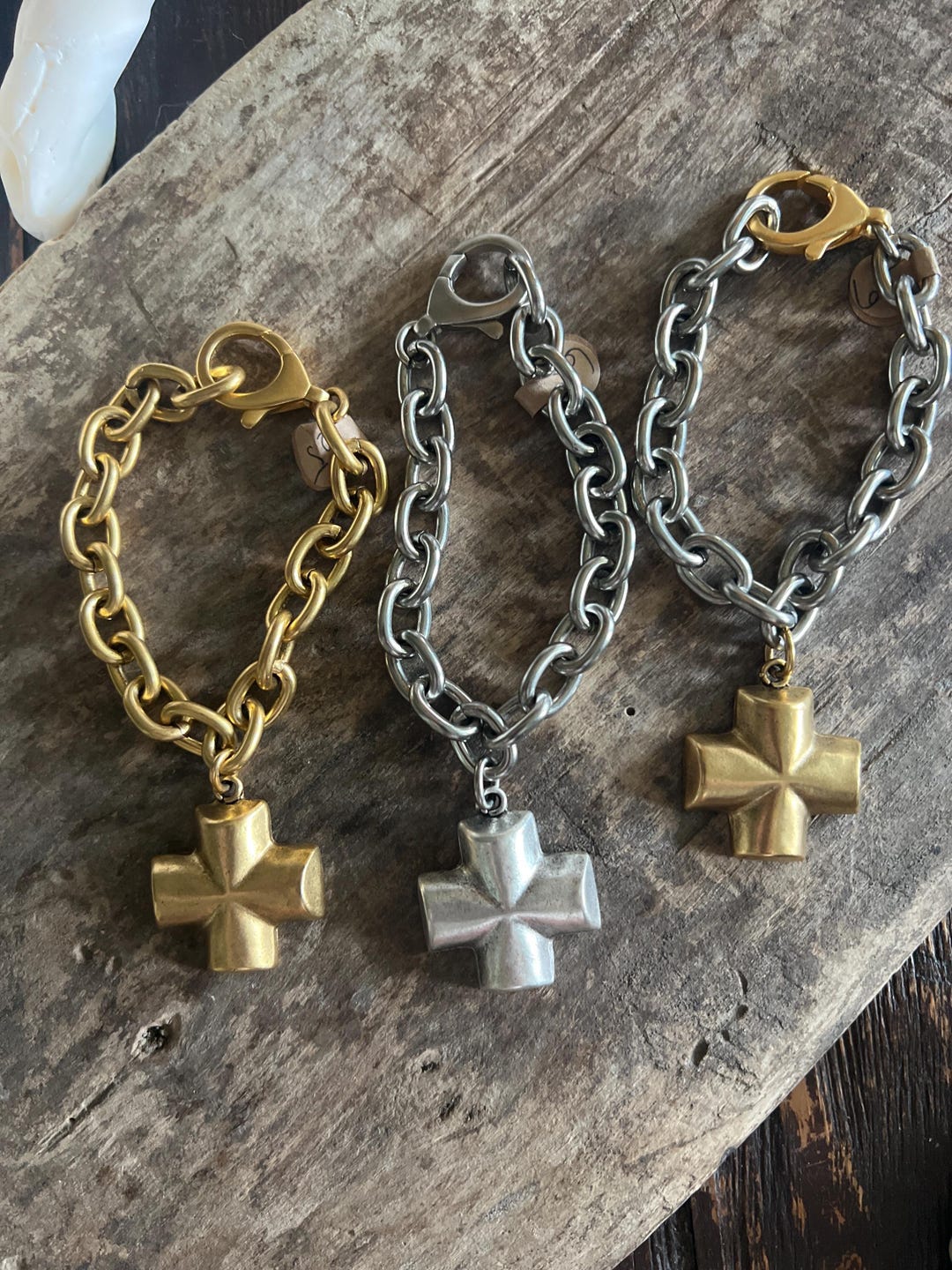 Signature Cross 3mm Mixed Metal Bracelet - Gold main image 1