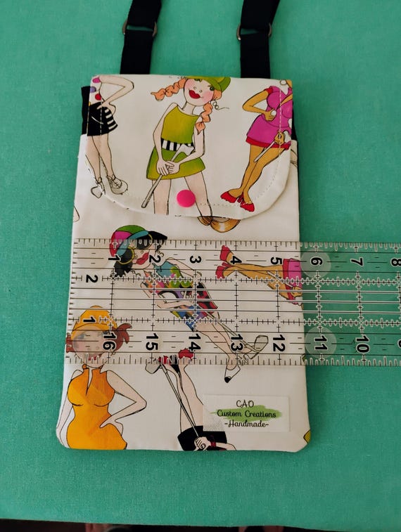 Golf Babes Cellphone Bag