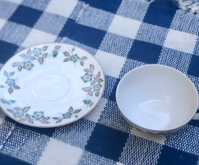 Doretha Flat Teacup /& Saucer Set