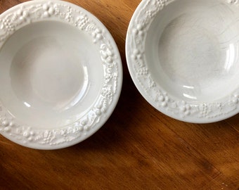 Homer Laughlin “Offwhite- eggshell” Set of 2 Bowls