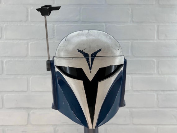 Bo Katan Mandalorian Cosplay Helmet Great For A Star Wars Etsy Bo Katan Mandalorian Cosplay Helmet Great For A Star Wars Etsy