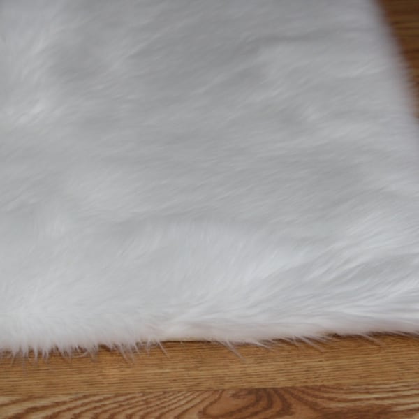 5' x 8' PURE WHITE soft Faux fur rug non-slip anti microbacterial foam backing for carpet and or wood floor washable Free Shipping
