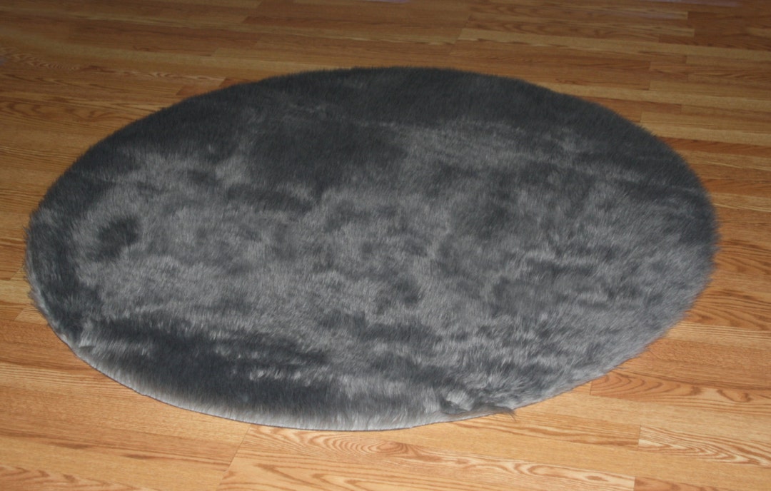 5' Large Round Gray Faux Fur Rug Nonslip Washable Great for All Rooms