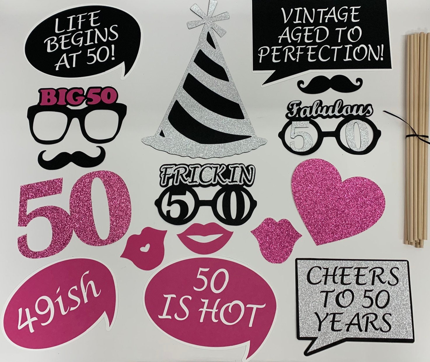 50e verjaardag foto prop leven begint bij 50 Fabulous 50 Etsy