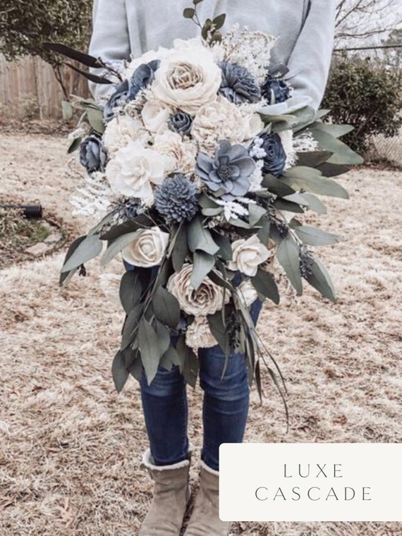 Pellicano Design,White band,Teak Wood, Blue Flower $_57.JPG?set_id=880000500F main image 3