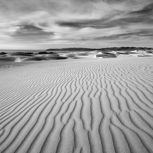 Zwart-wit zandduinfotografie, Pismo-strandfoto, duinafdruk, abstract landschap, kustmuurkunst, fine art landschapsfotoafdruk