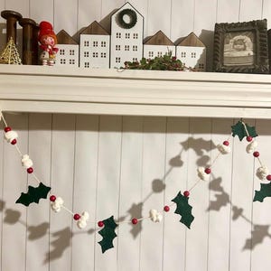 6’ Foot Christmas Garland popcorn, cranberry and holly leafs