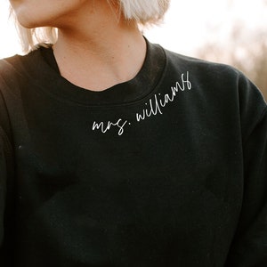 Engagement Gift Bride Sweatshirt Future Mrs Sweatshirt, Bridal Shower Gift, Mrs Tshirt Bride to be Gift, Bridal Sweatshirt, New Mrs
