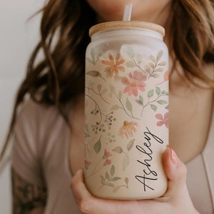 Personalized Iced Coffee Cup Floral Shell, Custom Can Glass with Lid and Straw, Bridesmaid Gift, Bachelorette Glass Cup, Bridesmaid Proposal
