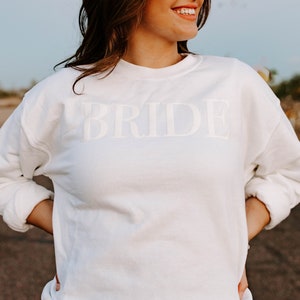 Bride Sweatshirt Crewneck, Engagement Gift Bridal Future Mrs Sweatshirt, Bride to be Gift, Bachelorette New Mrs Fiancee Gift Newly Engaged