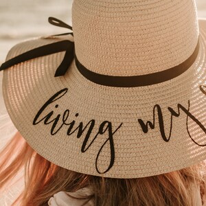 Custom Floppy Beach Hat - Bachelorette Trip Hat - Honeymoon Beach Hat - Personalized Sun Hat - Bride to be Gift - Bride Hat bild 6