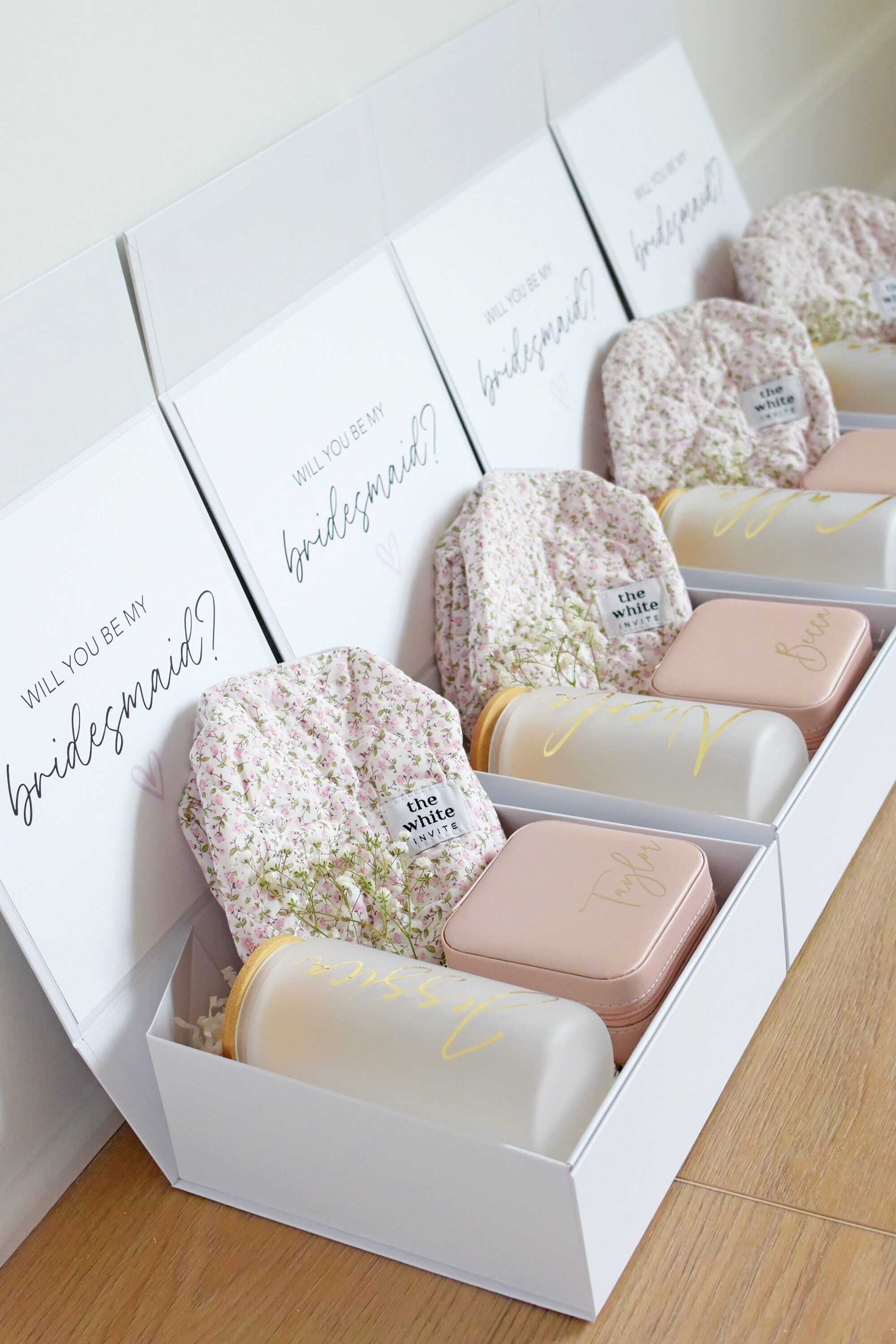 Bridesmaid Proposal Box | Personalized Magnetic Gift Box Set Bridesmaid Proposal Box | Personalized Magnetic Gift Box Set