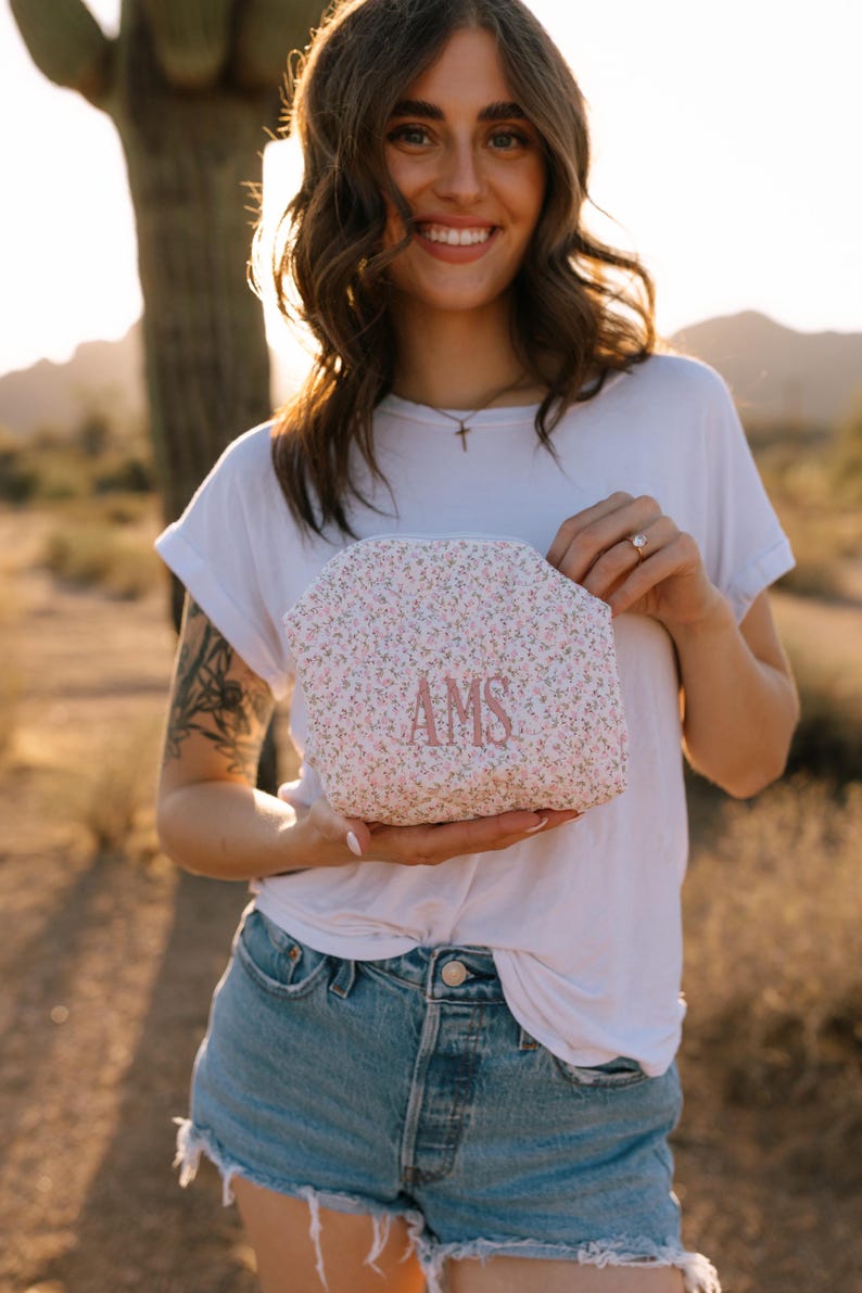 Embroidered Makeup Bag, Custom Floral Quilted Cosmetic Bag, Personalized Gift Toiletry Bag, Bridesmaid Gift, Makeup Pouch Christmas Gift image 1