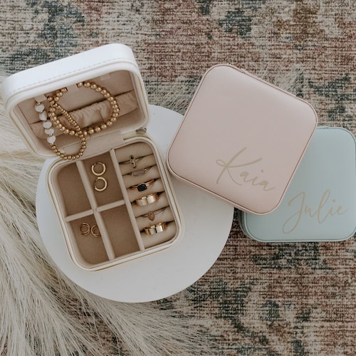 Coffret à bijoux cadeaux pour femme Coffret à bijoux de voyage Coffrets à bijoux personnalisés Cadeau de demoiselle d'honneur, Cadeau personnalisé pour femme, Proposition de demoiselle d'honneur