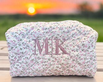 Personalized Floral Makeup Bag Custom Gift Bridesmaid Gifts Embroidered Quilted Toiletry Pouch Travel Cosmetic Case