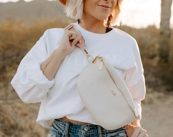 Leather Fanny Pack Crossbody Bags for Women Trendy Sling Bag for Women Vacation Essentials Leather Bumbag Handbags Belt Bag Travel Backpack