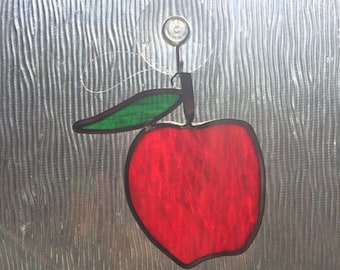 Teacher’s pet/ An apple a day keeps the doctor away!
